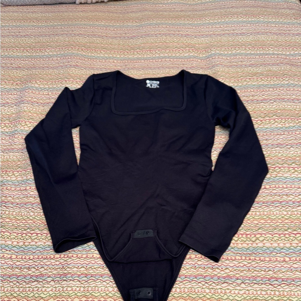OQQ Women's Black Ribbed Square Neck Long Sleeve Bodysuits Size Medium